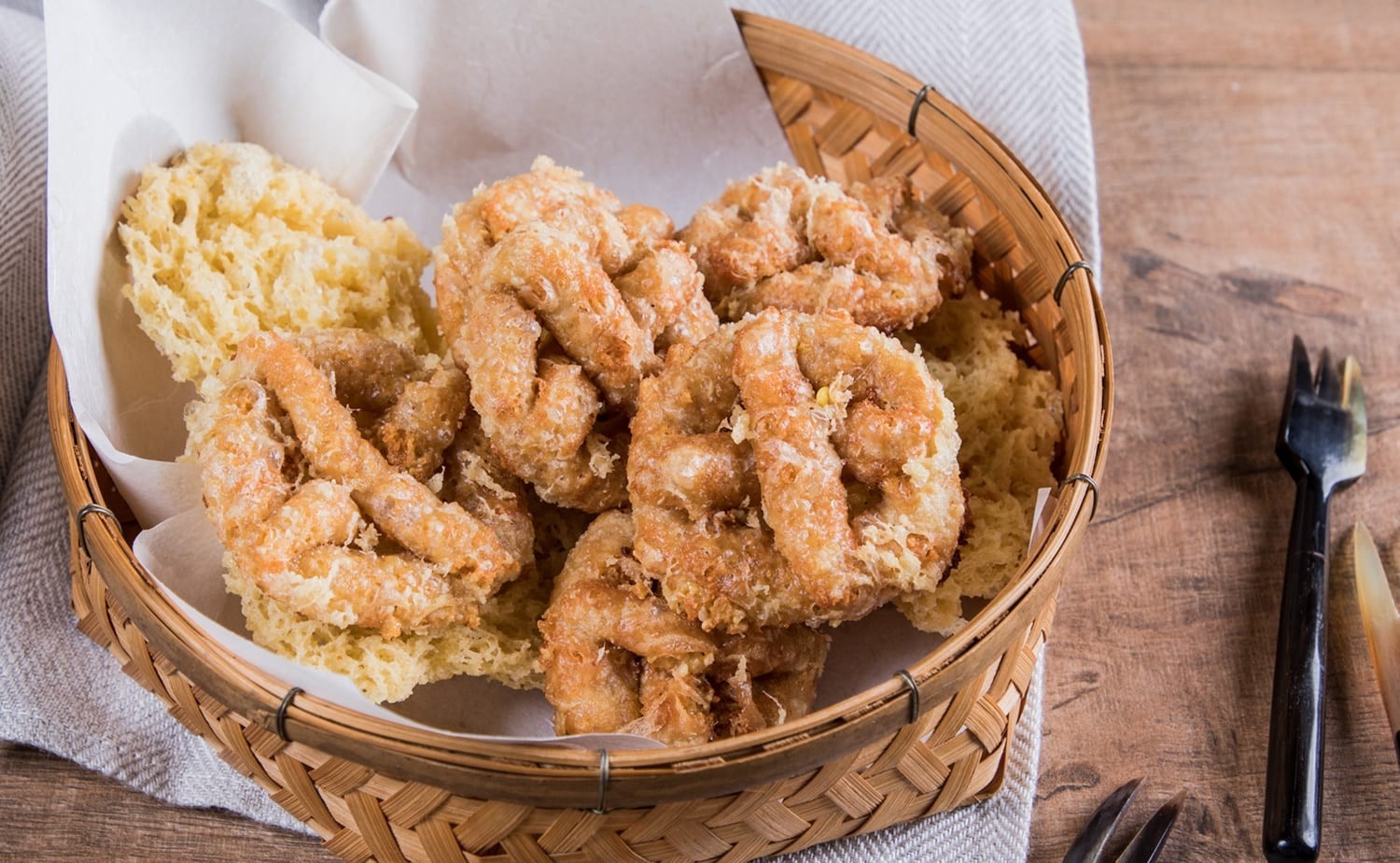 ขนมกงหรือขนมกงเกวียน ขนมไทย