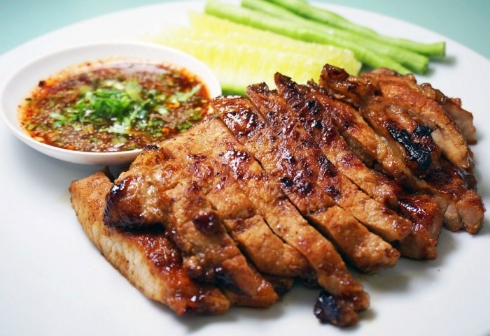 คอหมูย่าง อาหารภาคอีสาน