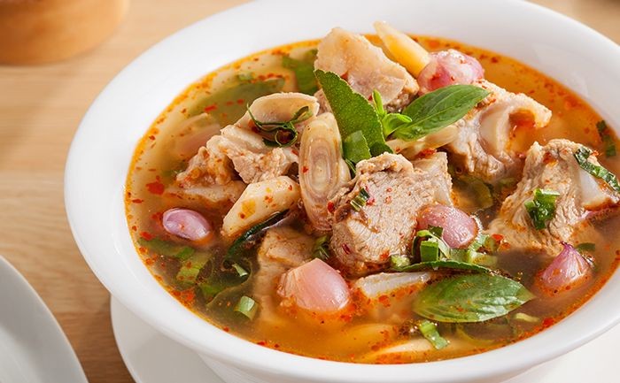 ต้มแซ่บซี่โครงหมูอ่อน อาหารภาคกลาง