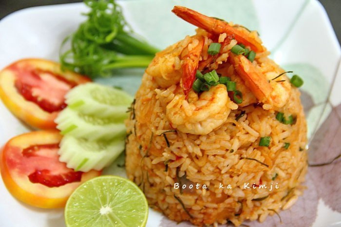 ข้าวผัดต้มยำกุ้ง อาหารภาคกลาง