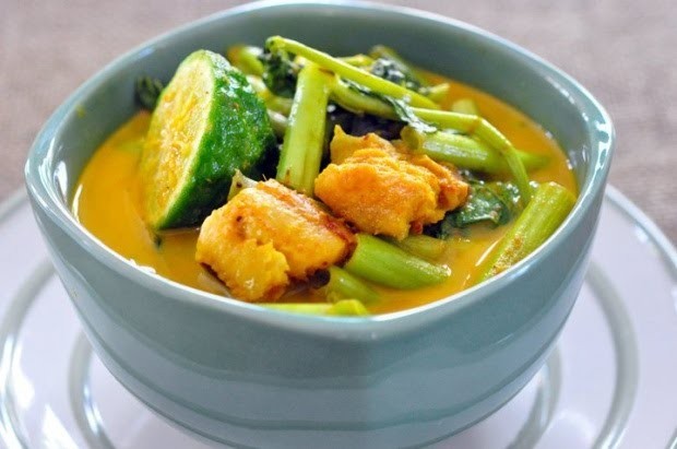 แกงเทโพปลาเค็ม อาหารภาคกลาง