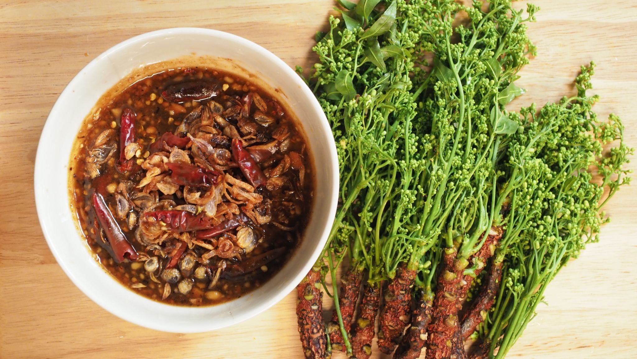 สะเดาน้ำปลาหวาน อาหารภาคกลาง