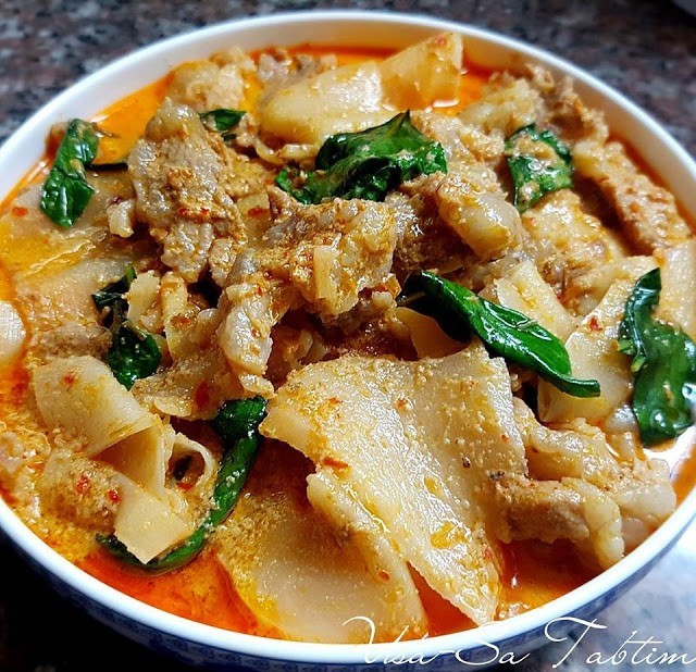 แกงเผ็ดเนื้อหน่อไม้ดอง อาหารภาคกลาง