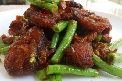 ปลาเก๋าผัดพริก อาหารภาคกลาง