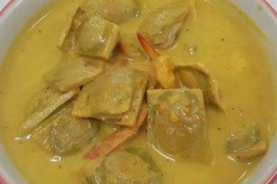แกงคั่วสะตอกับกุ้ง อาหารภาคใต้