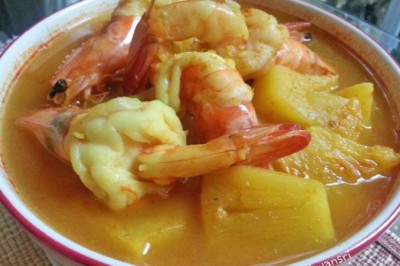 แกงส้มสับปะรดกุ้ง อาหารภาคใต้