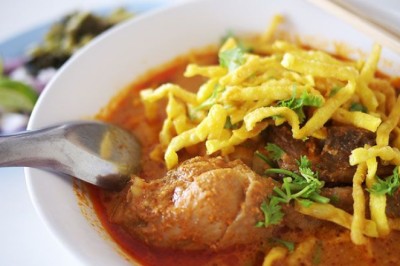 ข้าวซอยไก่ (สากล) อาหารภาคเหนือ