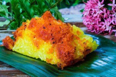 ข้าวเหนียวมูนหน้ากุ้ง ขนมไทย