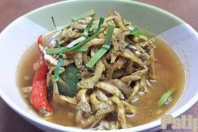 แกงคั่วเผ็ดลูกปลา อาหารภาคใต้