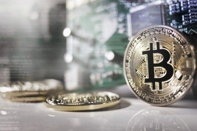 นักเทรดไม่หวั่น ลงทุนต่อ สวนกระแสเก็บภาษีคริปโทฯ