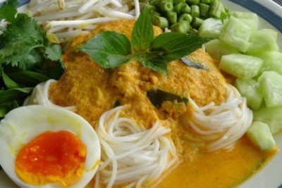 ขนมจีนน้ำยาปักษ์ใต้ อาหารภาคใต้