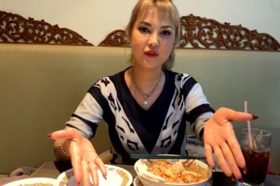 มิยาบิ อดีตดารา AV ขวัญใจมหาชน พาชิมอาหารไทย ลองแล้วเกือบร้องเผลอสูดพริกบ่นเข้าจมูก