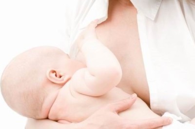 นมแม่ช่วยต้านมะเร็งเต้านม