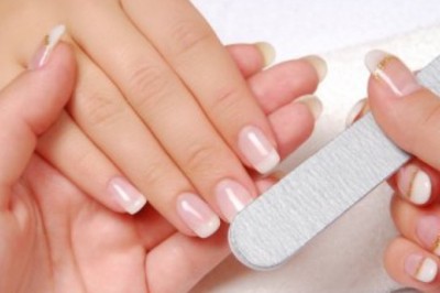 มาบำรุงเล็บสวยๆ ไม่ให้แห้งและฉีกกันเถอะ