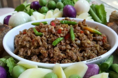 น้ำพริกมะขาม กินกับปลาช่อนนาทอด อาหารจานเดียว