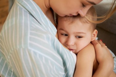 ทำอย่างไรดี เมื่อลูกน้อยติดแม่