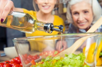 เลือกน้ำมันอะไรดีในการปรุงอาหาร