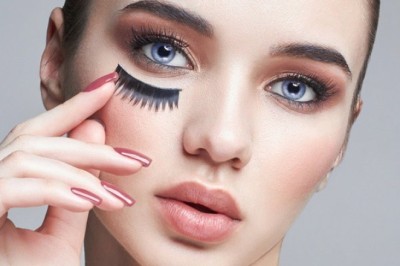 เทคนิคติดขนตาปลอมให้สวยเด้ง