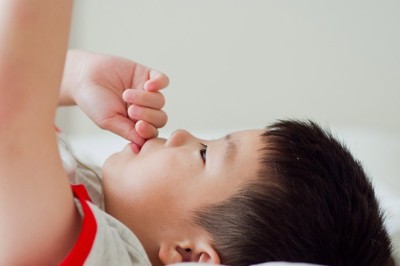 เด็กดูดนิ้ว