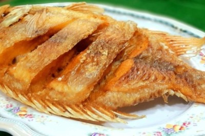 เคล็ดลับการทอดปลาสดๆ