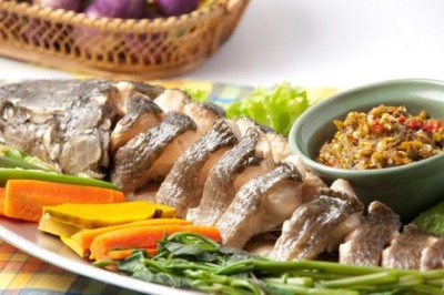 ปลาช่อนนึ่งแจ่ว อาหารจานเดียว
