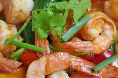 ผัดเปรี้ยวหวานกุ้ง อาหารจานเดียว