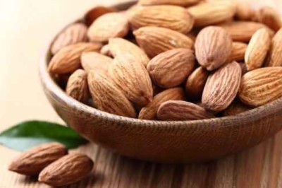 ไม่อยากเป็นหวัดอัลมอนด์ช่วยได้