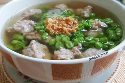 แกงจืดดอกขจรไก่สับ อาหารจานเดียว