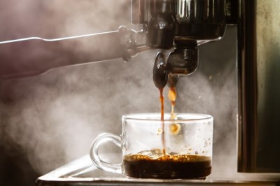 กาแฟร้อนเพิ่มโอกาสเป็นมะเร็ง