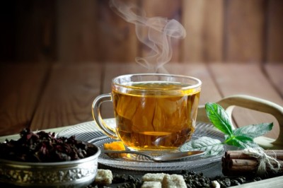 ชาร้อน เครื่องดื่มสำหรับคนรักสุขภาพ