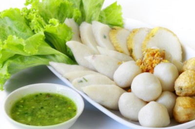 เลือกลูกชิ้นปลา ให้ปลอดภัยจากสารเรืองแสง