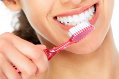 แปรงฟันอย่างไรให้ได้ผลดี
