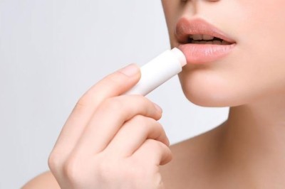 ลิปบาล์มแบบไหนเหมาะกับริมฝีปากคุณ