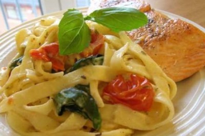 พาสต้าปลาแซลมอน อาหารเพื่อสุขภาพ