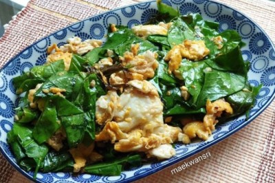 ผัดผักเหลียงใส่ไข่ อาหารภาคใต้