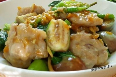 ผัดฉ่าปลากราย อาหารจานเดียว