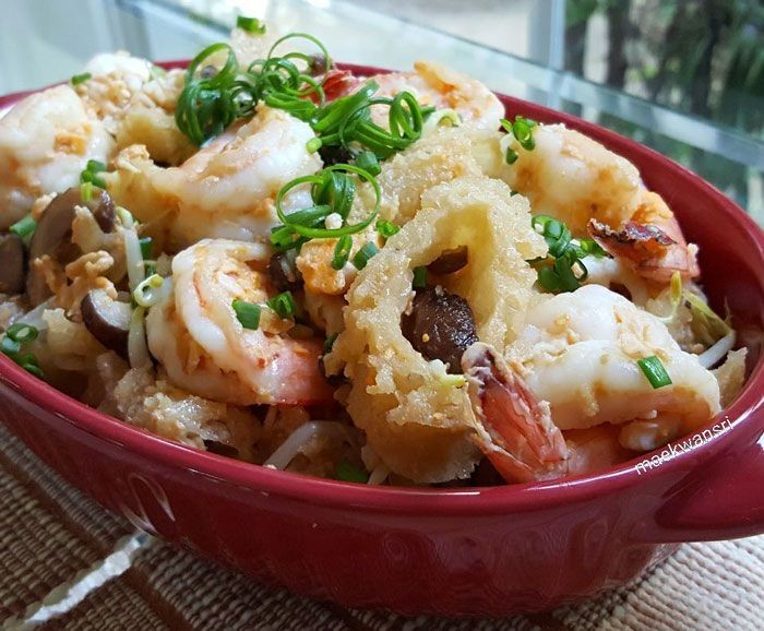 ผัดกระเพาะปลากับกุ้ง อาหารจานเดียว