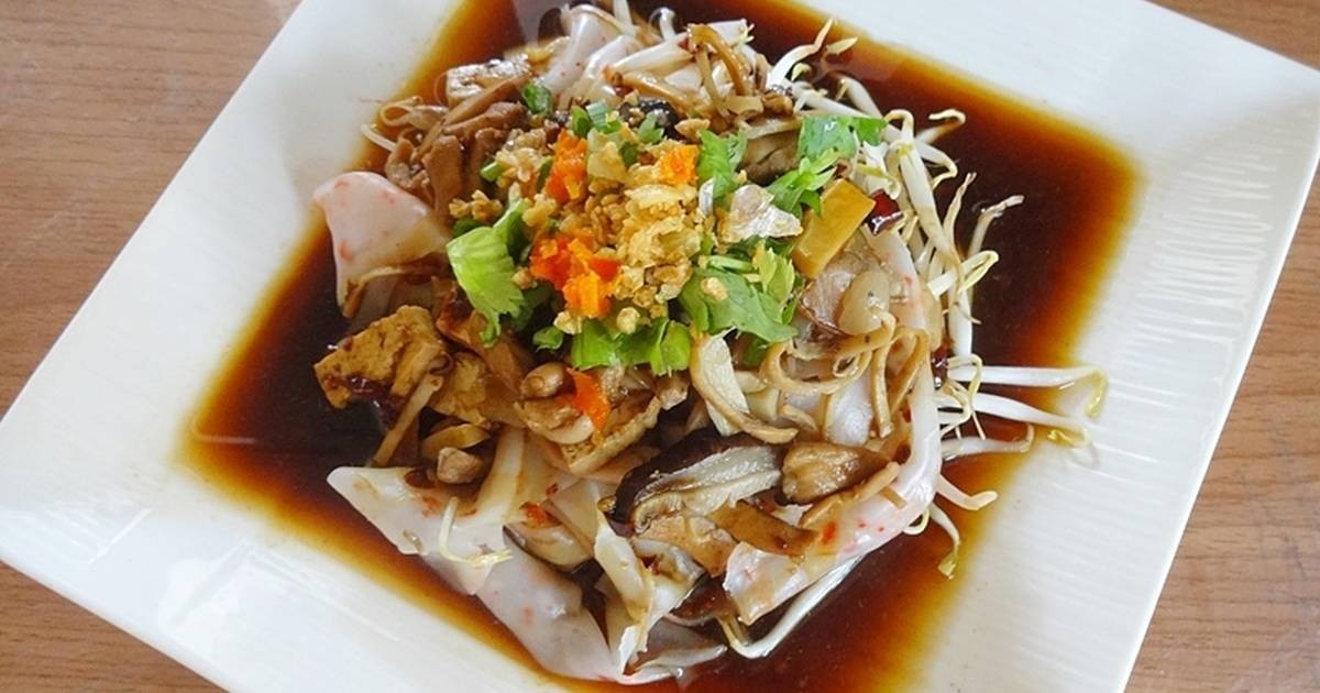 ก๋วยเตี๋ยวทรงเครื่อง อาหารจานเดียว