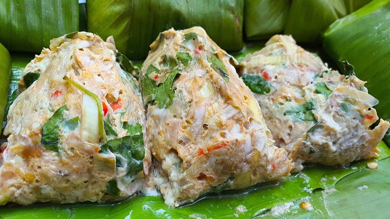 หมกไก่ดำ (สากล) อาหารภาคอีสาน