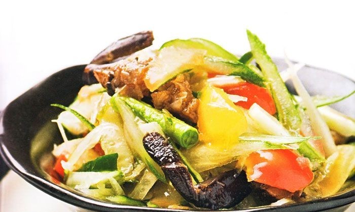 ตำแตงปูเค็ม (สากล) อาหารภาคอีสาน