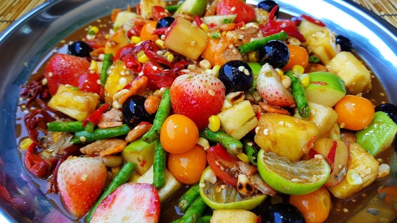 ตำผลไม้ (สากล) อาหารภาคอีสาน