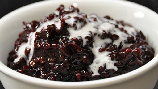 ขนมข้าวเหนียวดำ ขนมไทย