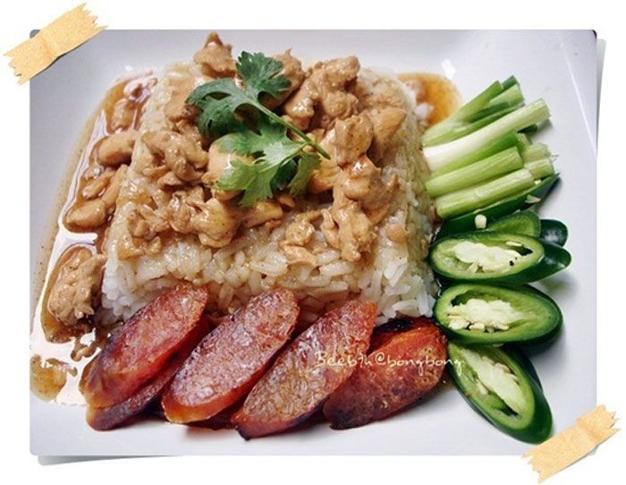 ข้าวหน้าไก่ (เนื้อสะโพก) อาหารจานเดียว
