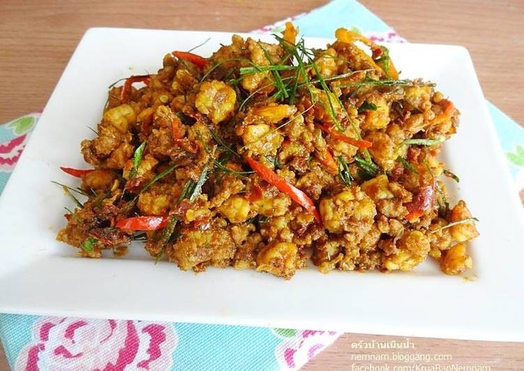 เนื้อคั่วกลิ้ง (สากล) อาหารภาคใต้