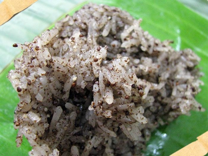 ข้าวหนุกงา(ข้าวคลุกงา) อาหารภาคเหนือ