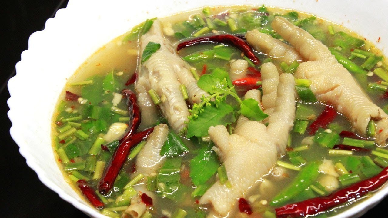 ต้มแซ่บตีนไก่ซุปเปอร์ อาหารภาคอีสาน