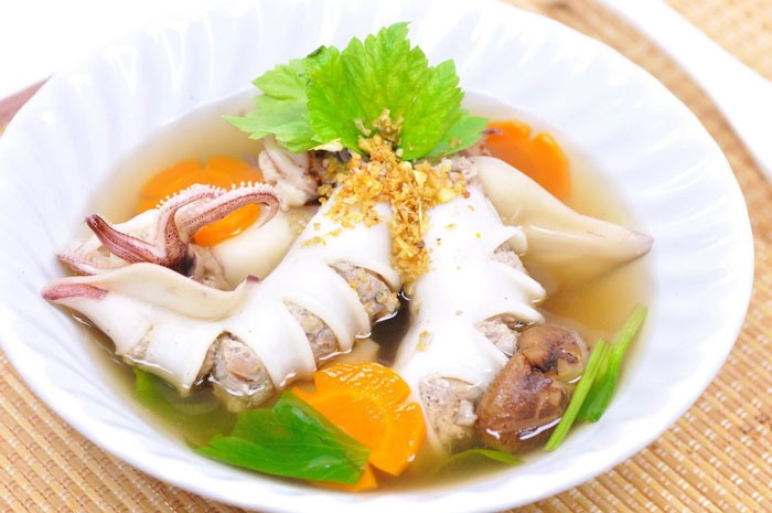 แกงจืดปลาหมึกสอดไส้ (สากล) อาหารภาคกลาง