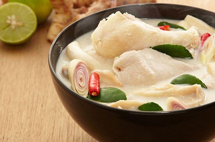 ไก่ต้มข่า (สากล) อาหารภาคกลาง