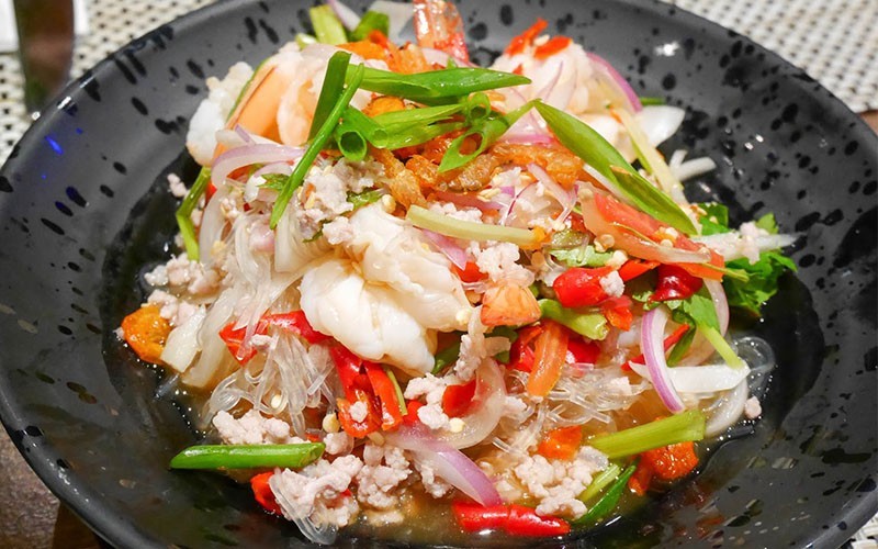 ยำวุ้นเส้น (สากล) อาหารภาคกลาง