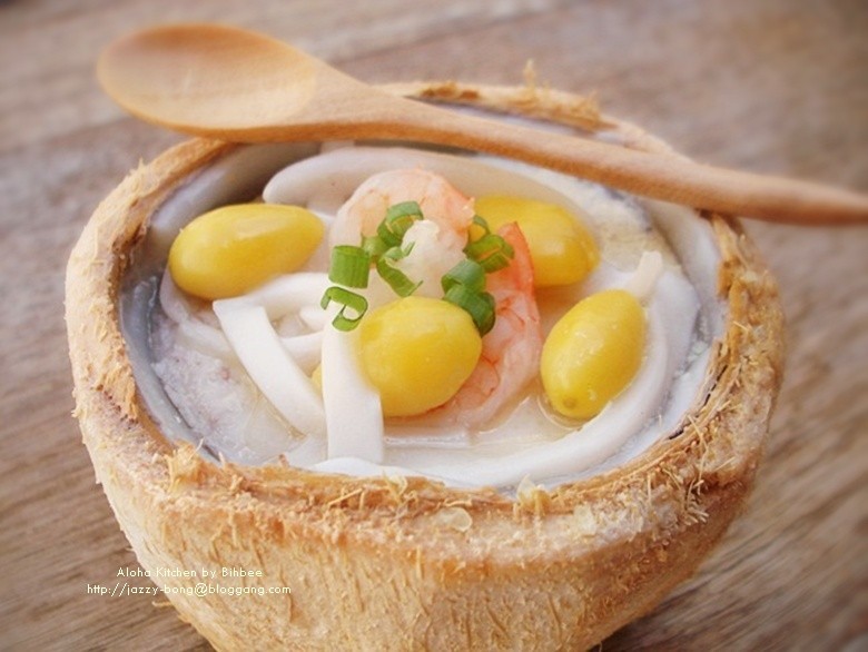 ไข่ตุ๋นมะพร้าวอ่อน อาหารภาคกลาง